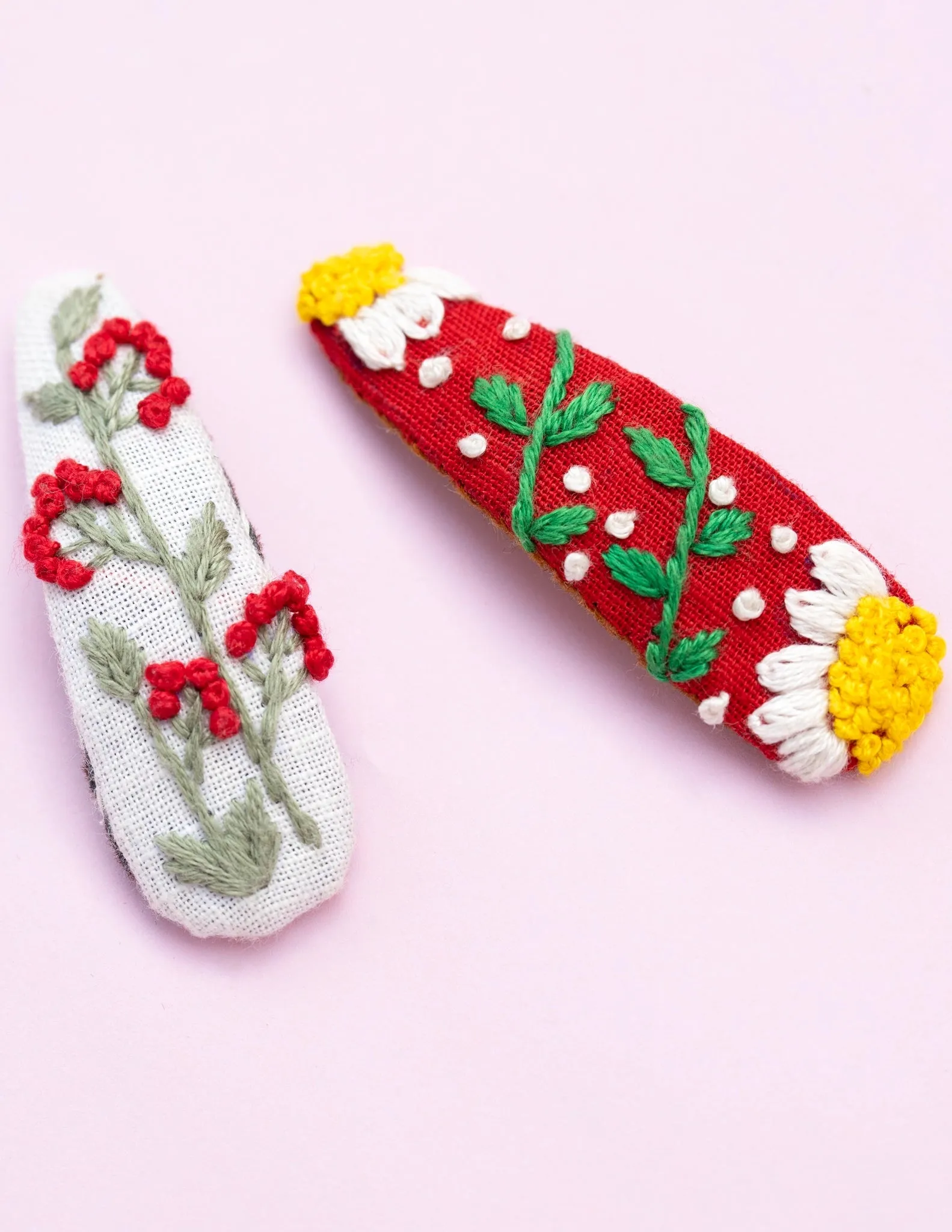 Christmas Tic Tac Hair Clips | Merry Minis