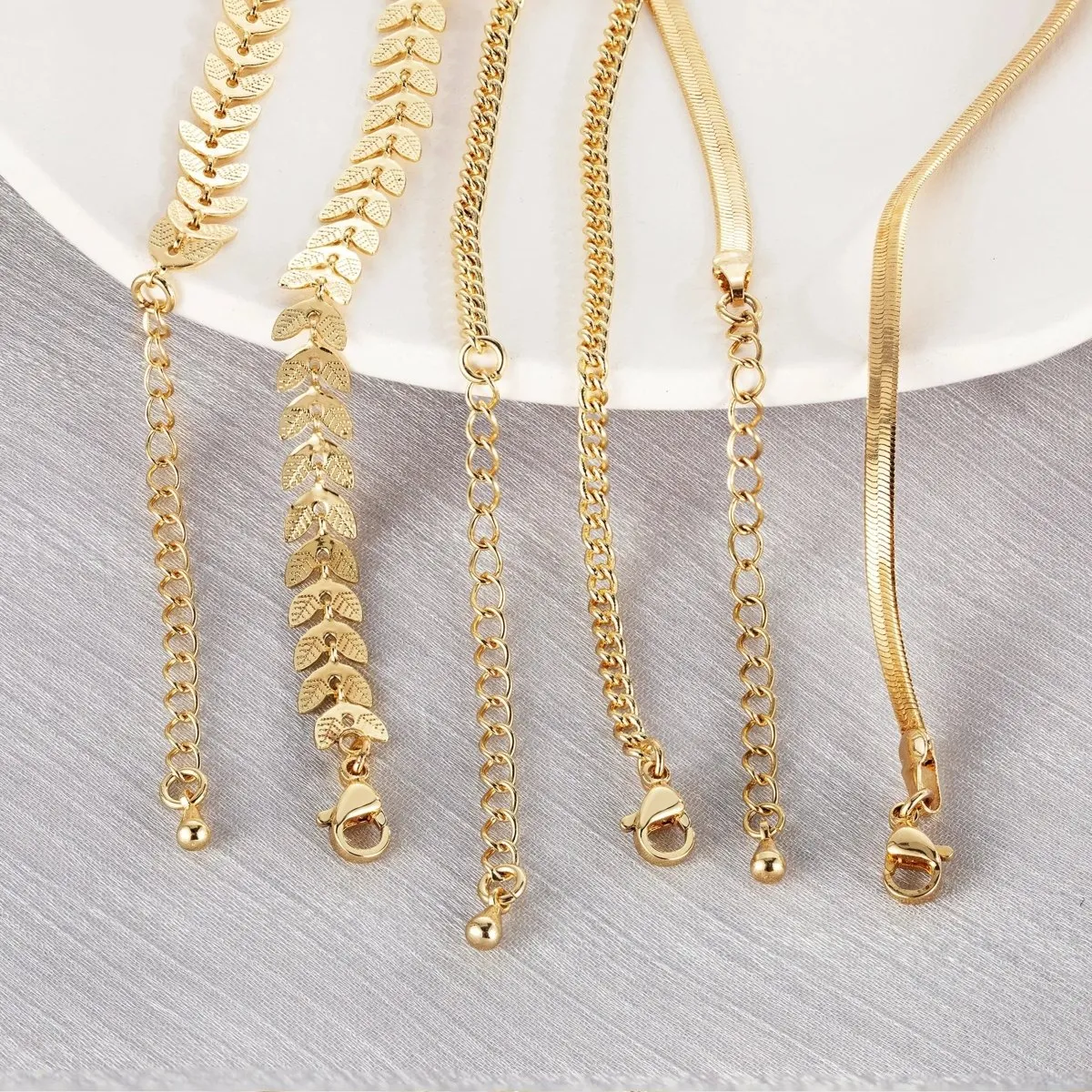 Dainty Cuban Fishbone Herringbone Anklet