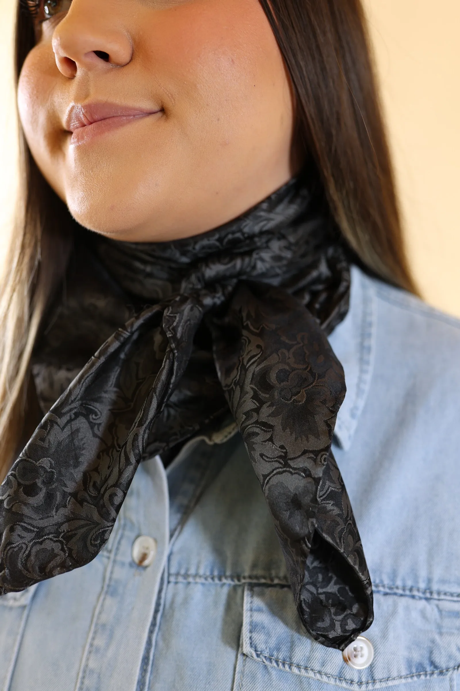 Jacquard Silk Wild Rag in Black