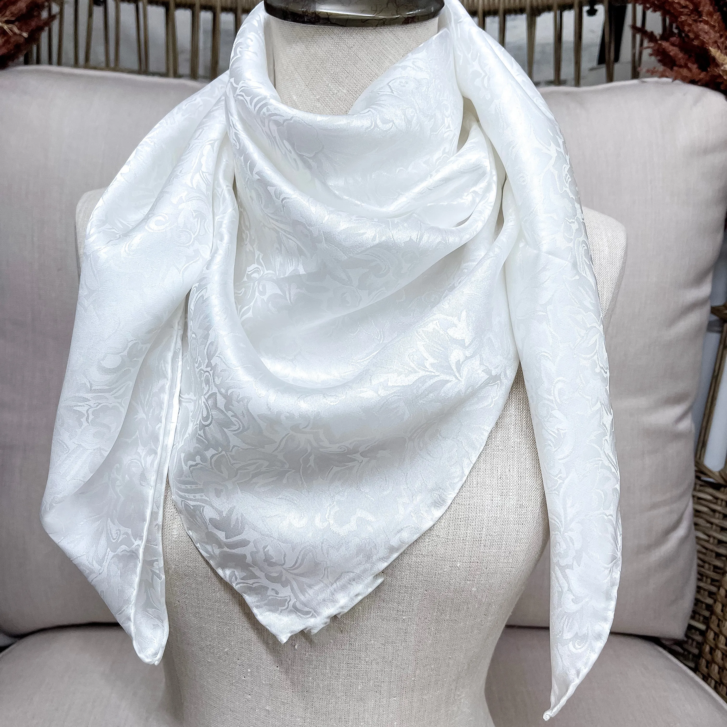 Jacquard Silk Wild Rag in White