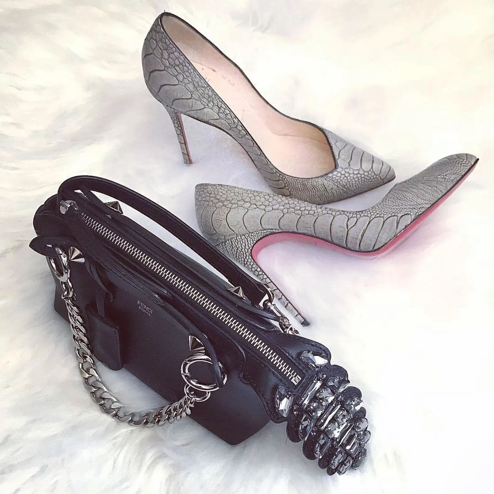 Large Flat Classy Curb Chain, Silver-tone Finish - 9/16 inch (15mm) Wide Luxury Chain Strap - Handle to Crossbody Lengths