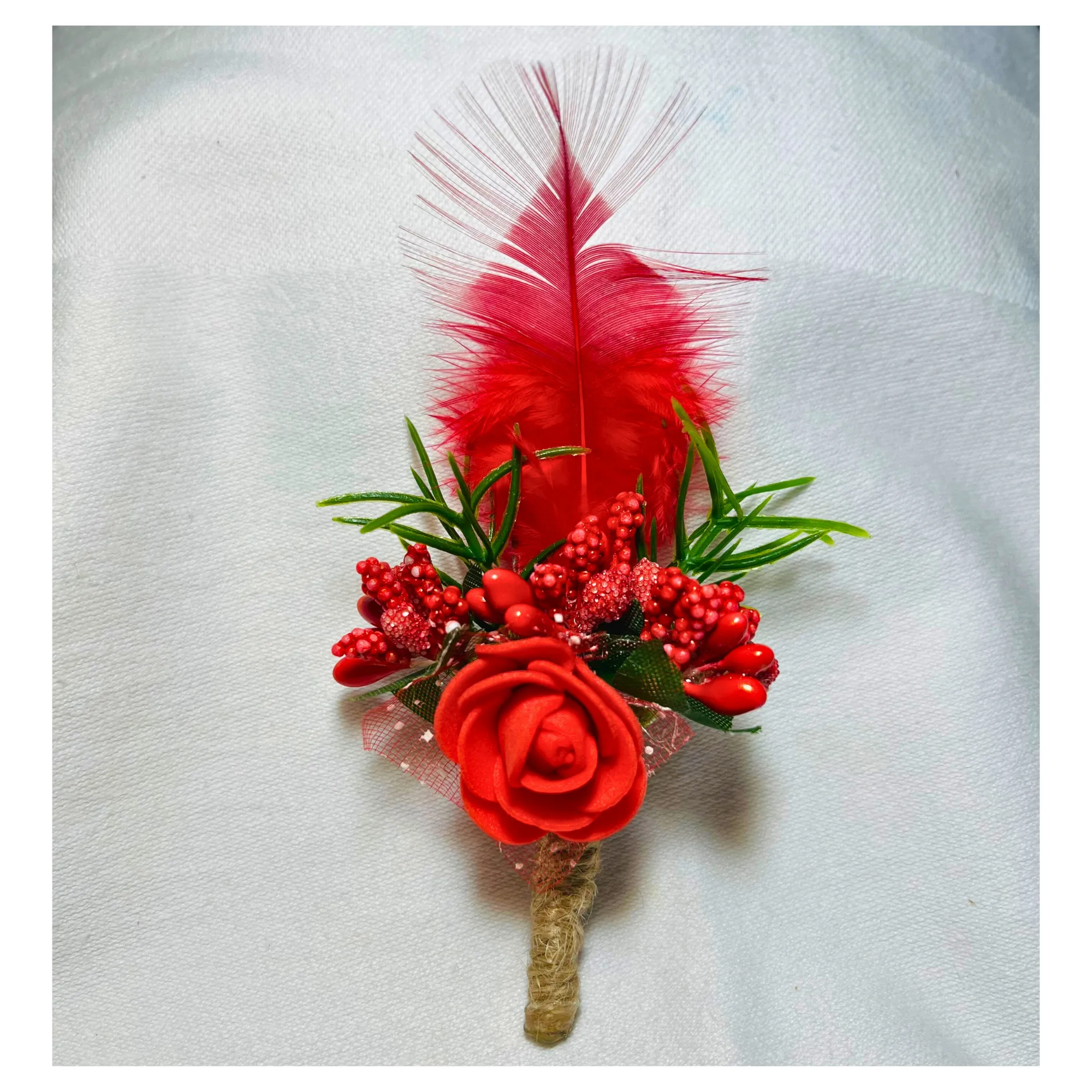 Red Faux Feather Flower Brooch ( Wholesale )