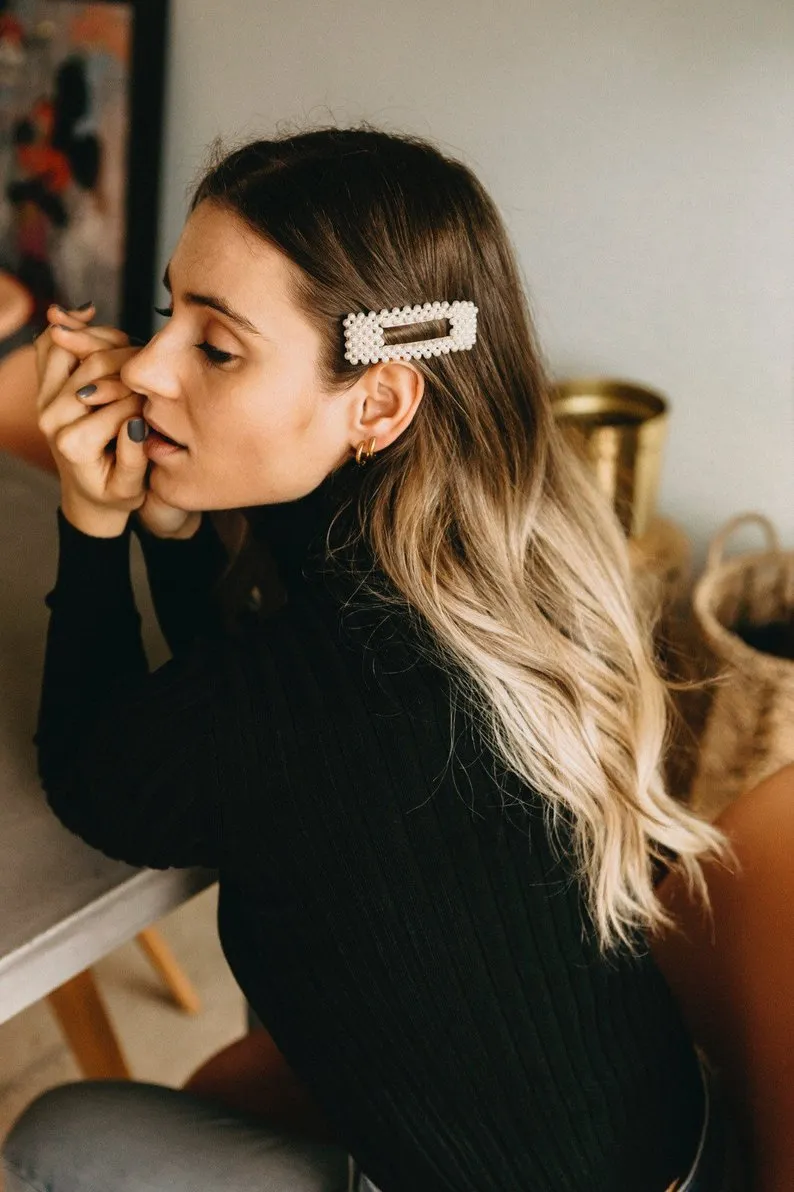 SQUARE PEARL HAIR CLIP