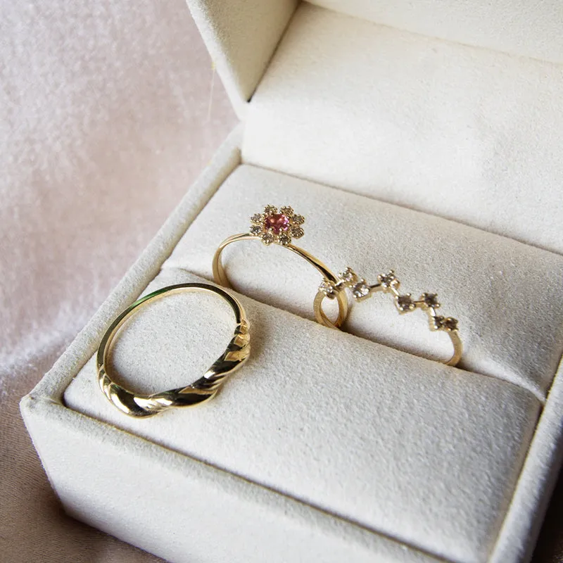 Twisted Ring